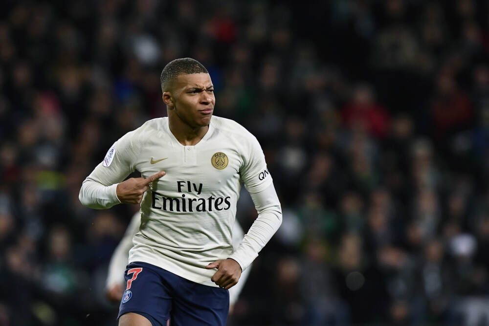 刚刚宣布离开长春亚泰李申圆, 已与深圳新鹏城足球俱乐部展开接触